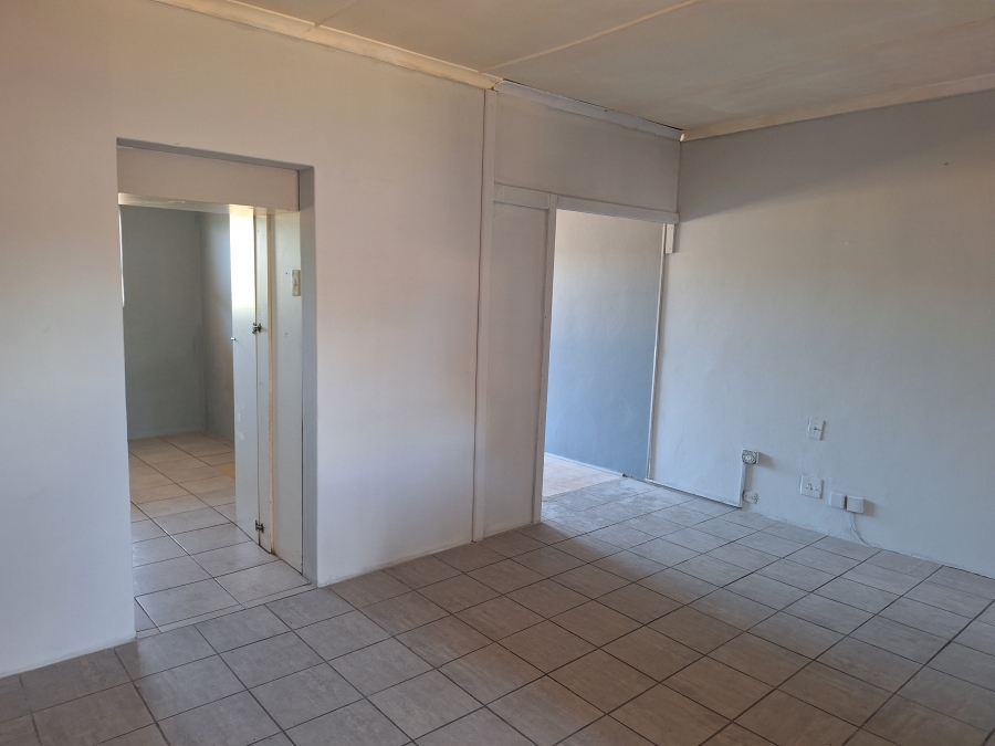 8 Bedroom Property for Sale in Retief Eastern Cape